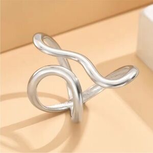 Elegant Silver Wave Ring